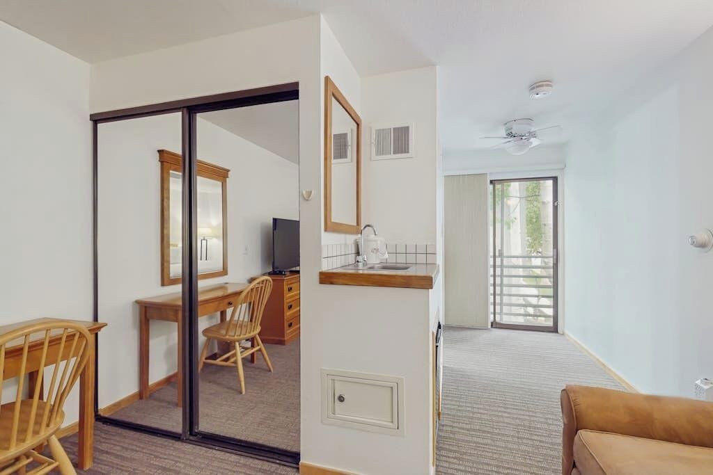 Photo of Livingroom in West End