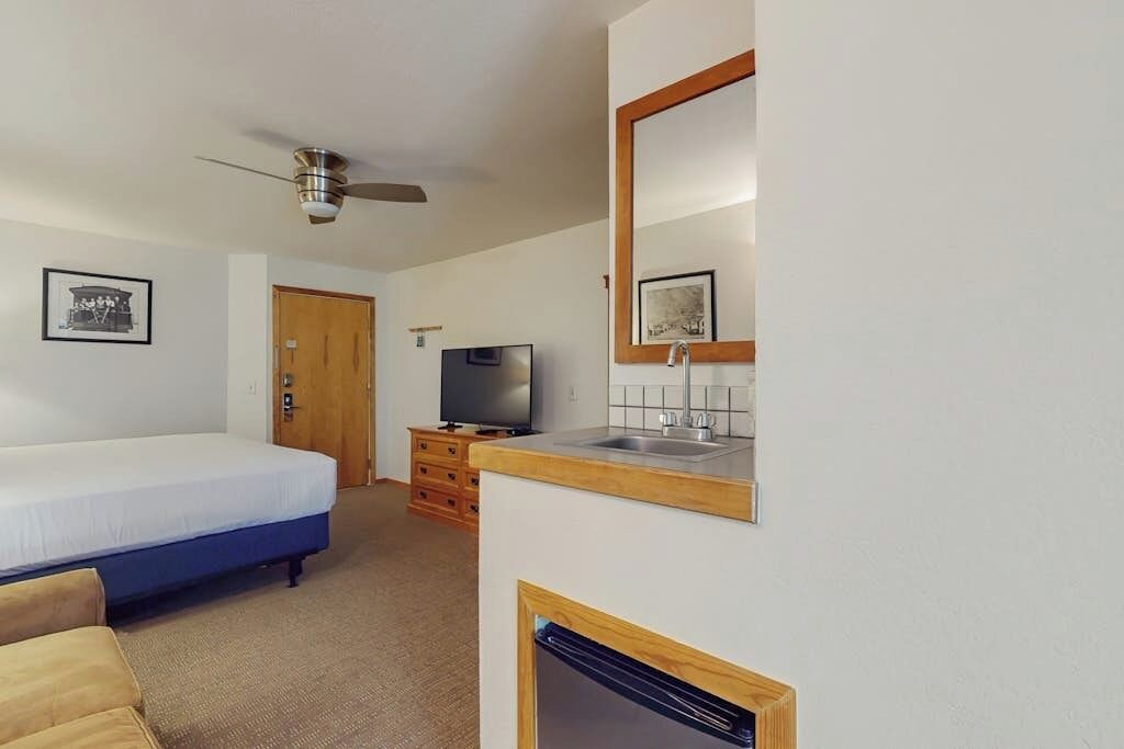 Photo of Bedroom in West End