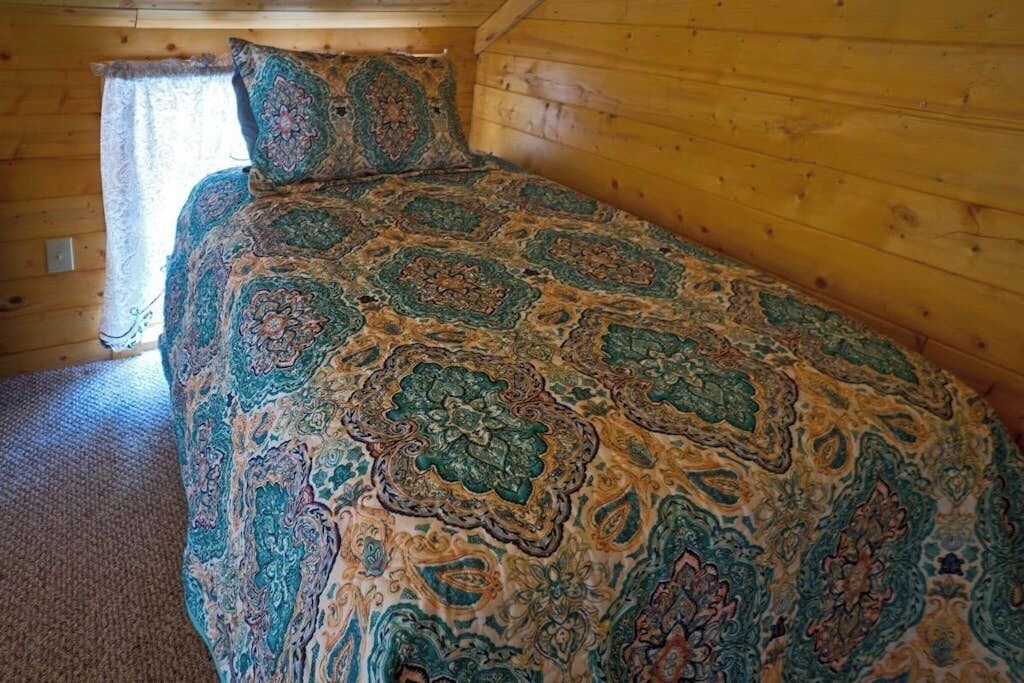 Photo of Bedroom in Alpine Village