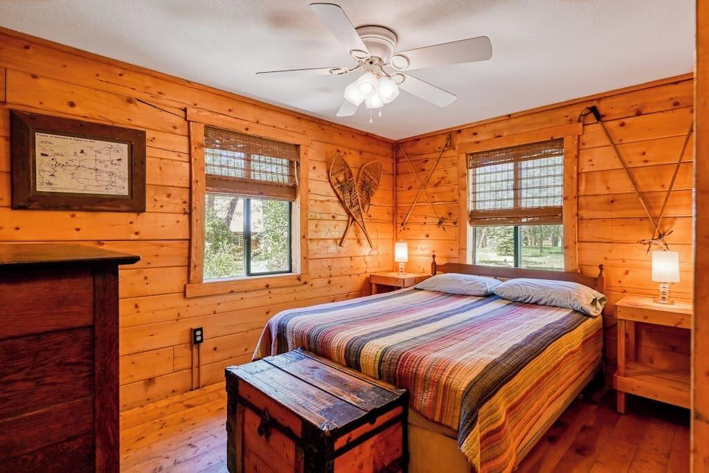 Photo of Bedroom in South Fork