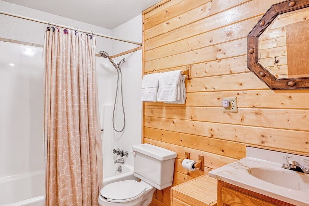 Photo of Bathroom in South Fork