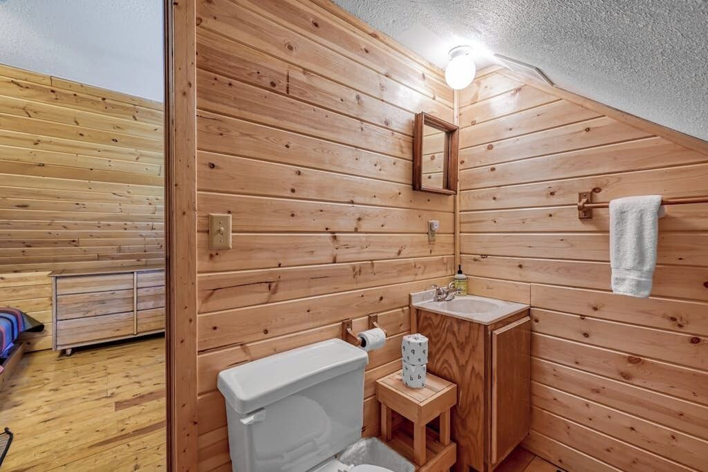 Photo of Bathroom in South Fork