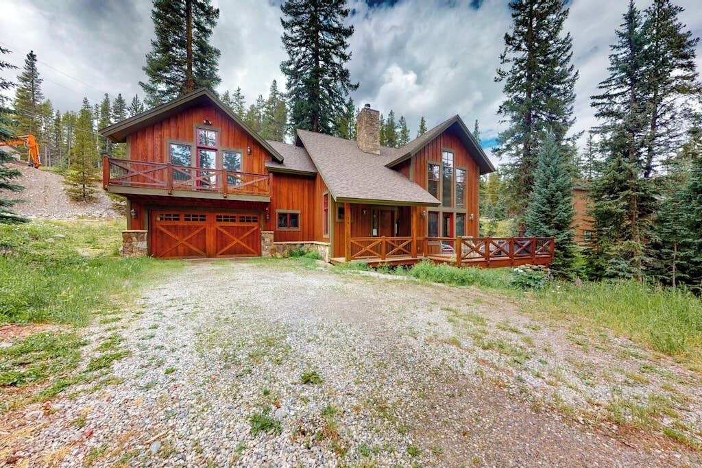 Photo of Outdoor in Crown