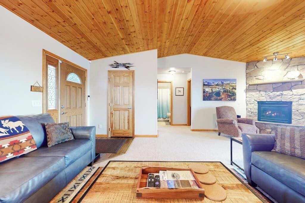 Photo of Livingroom in Fairplay