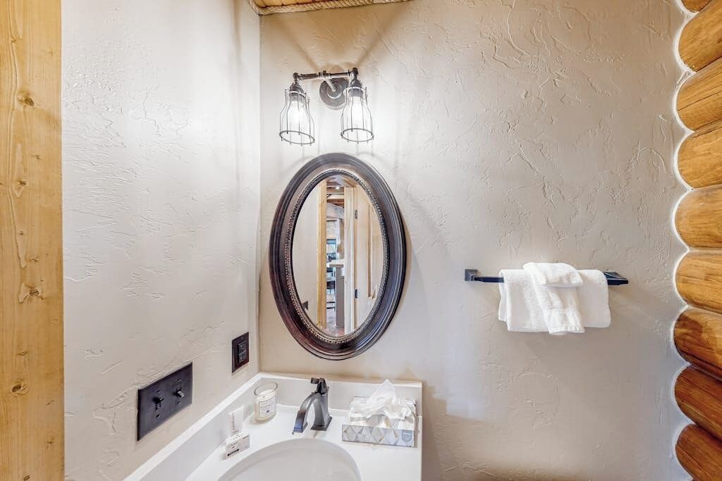 Photo of Bathroom in Warm Springs