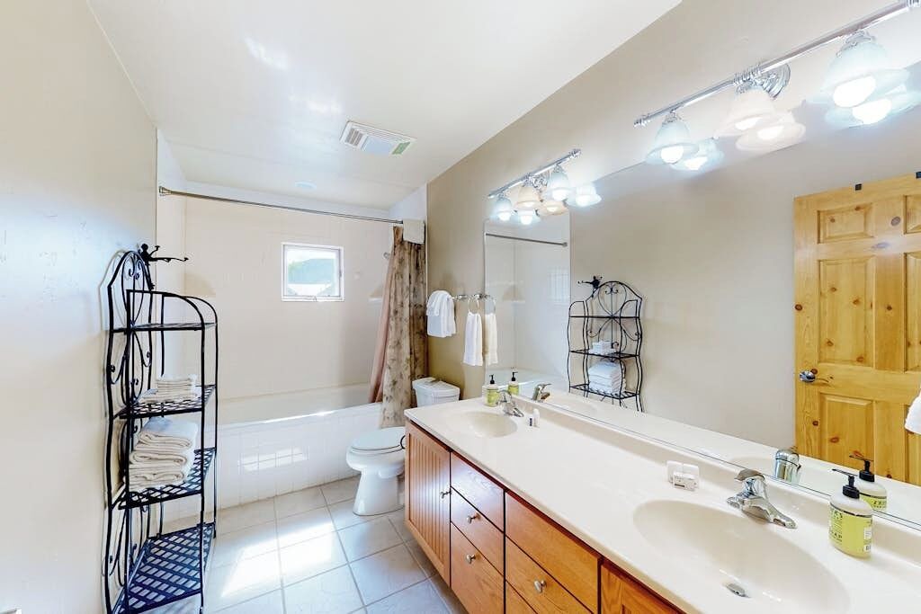Photo of Bathroom in South Fork