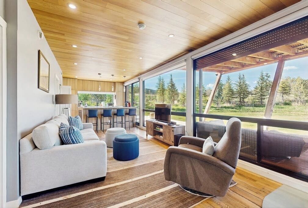 Photo of Livingroom in Carbondale