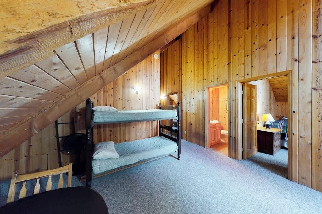 Photo of Bedroom in Basalt