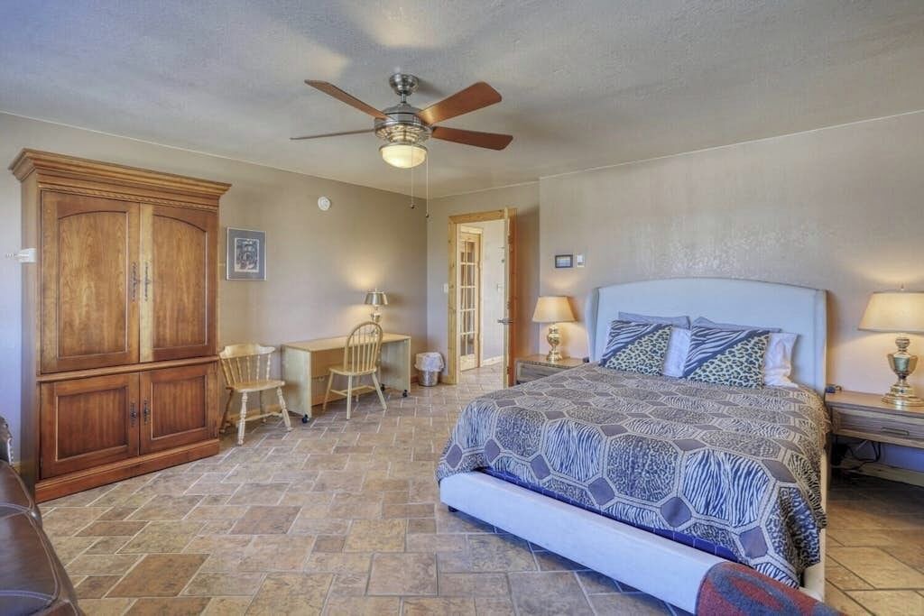Photo of Bedroom in Del Norte