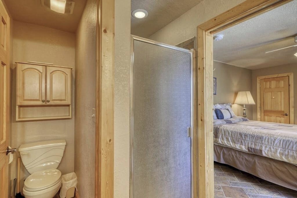 Photo of Bathroom in Del Norte