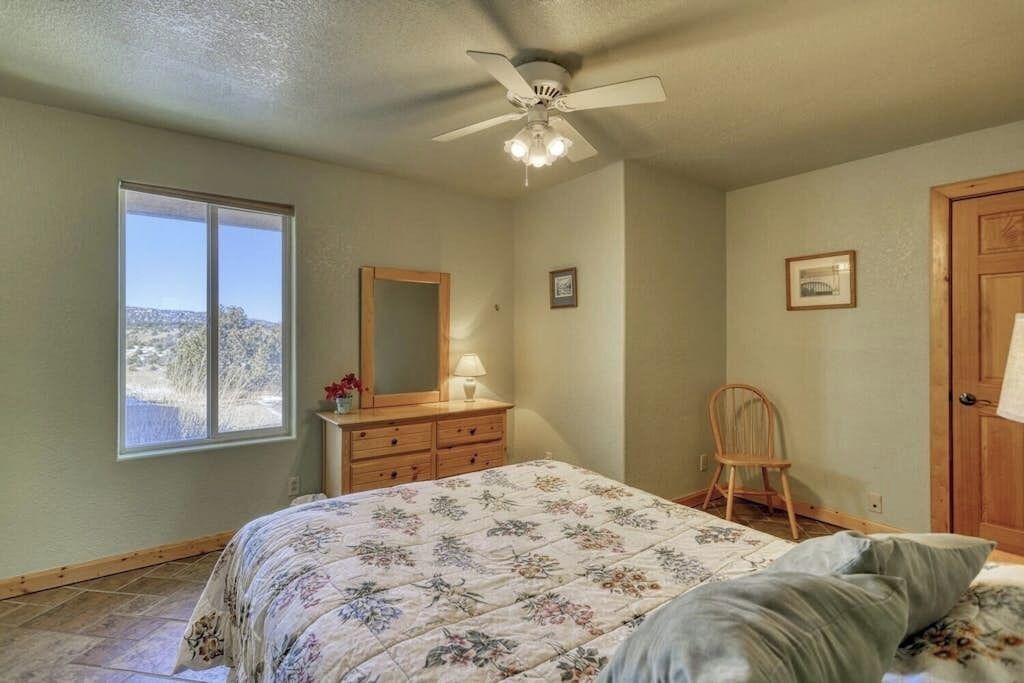 Photo of Bedroom in Del Norte