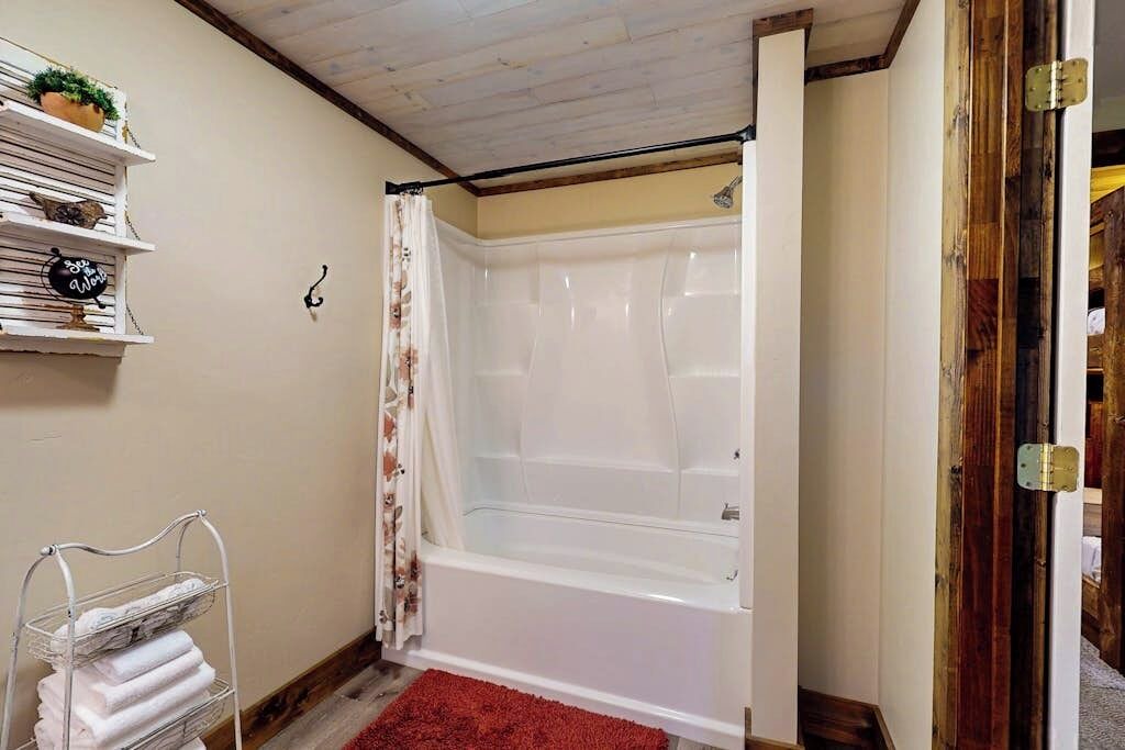 Photo of Bathroom in Del Norte