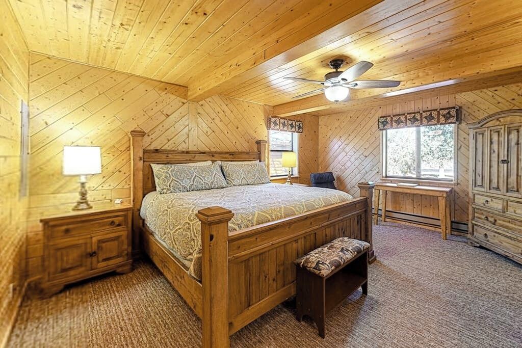 Photo of Bedroom in South Fork
