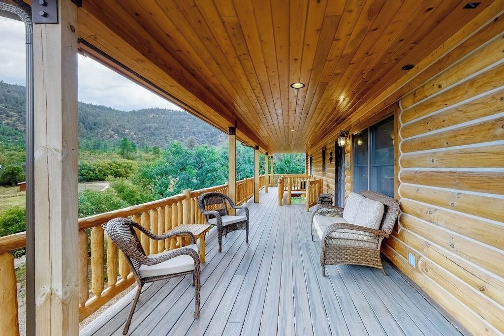 Photo of Patio Balcony in Turtle Lake