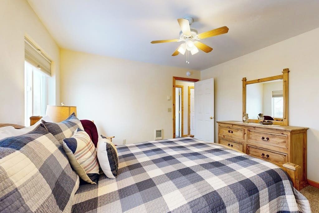 Photo of Bedroom in Gunnison