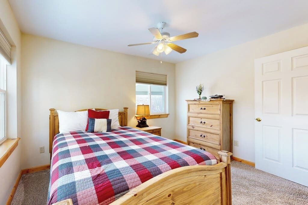 Photo of Bedroom in Gunnison