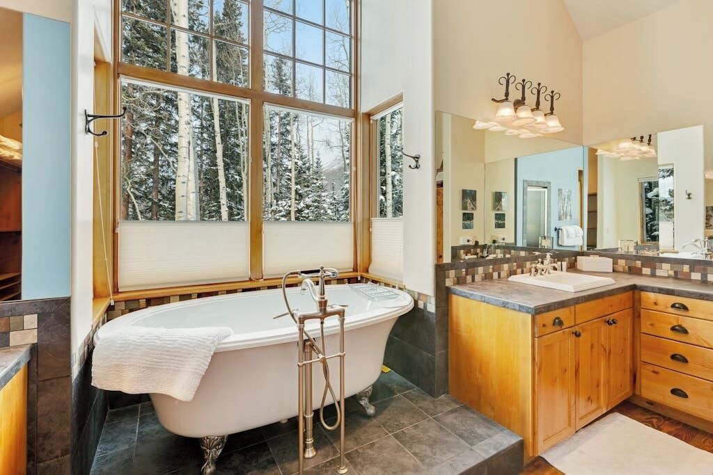 Photo of Bathroom in Mount Crested Butte