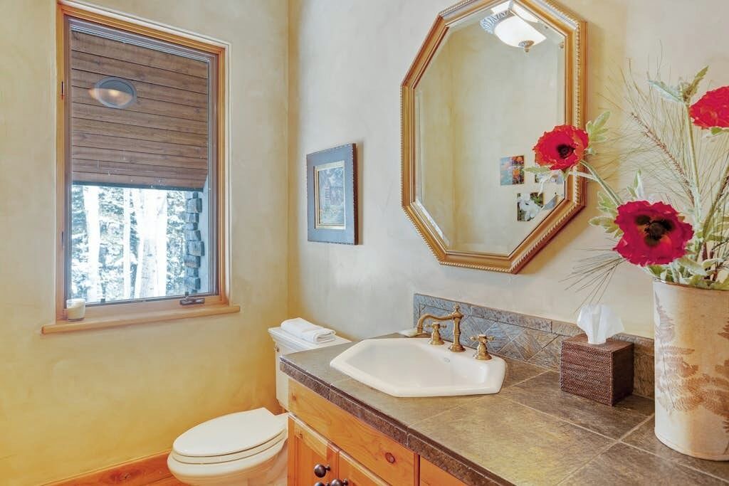 Photo of Bathroom in Mount Crested Butte
