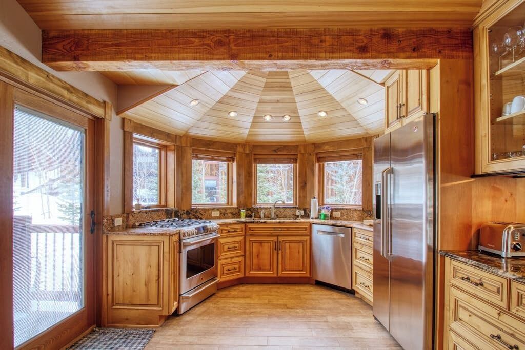 Photo of Kitchen in Warrior's Mark West