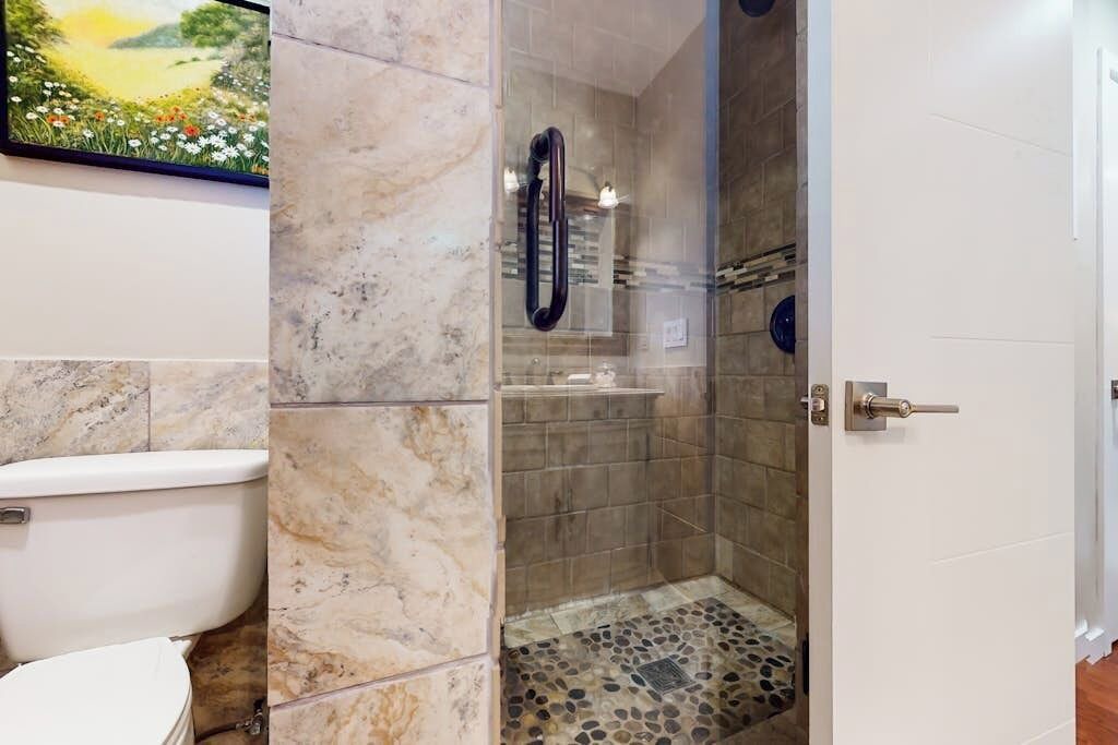 Photo of Bathroom in Carbondale