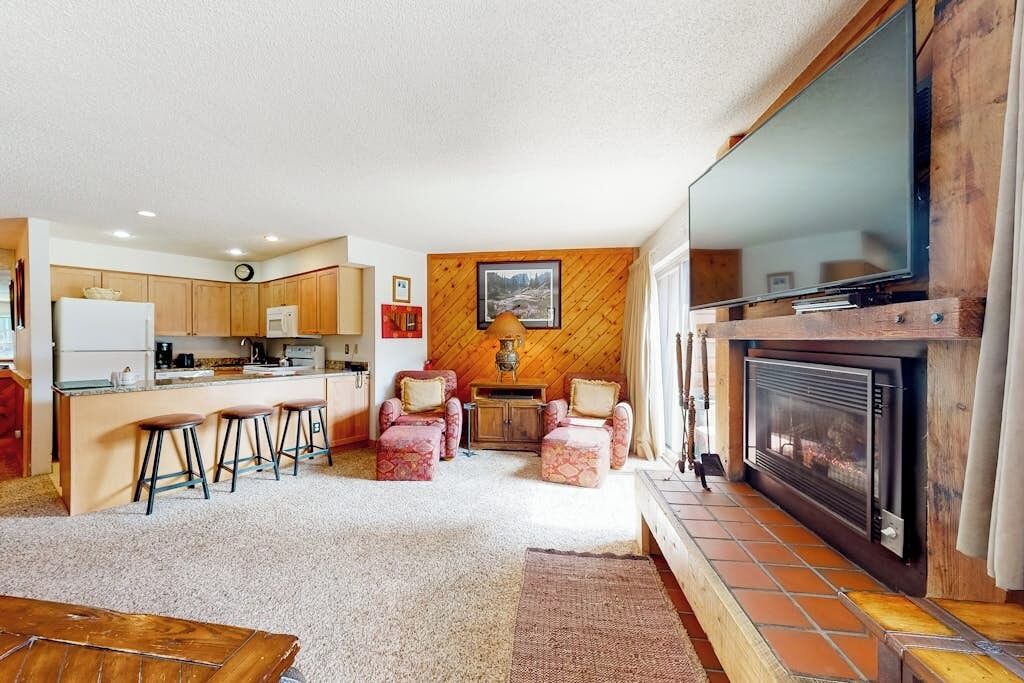 Photo of Livingroom in Four O'Clock