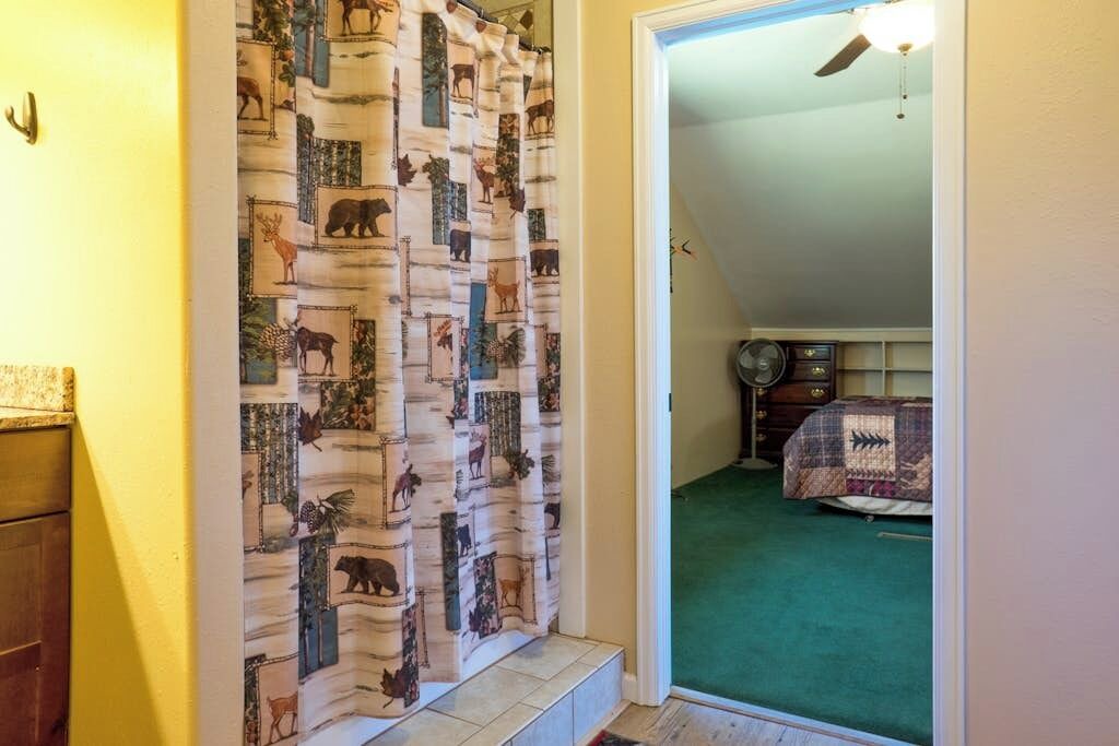 Photo of Bedroom in Alpine Village