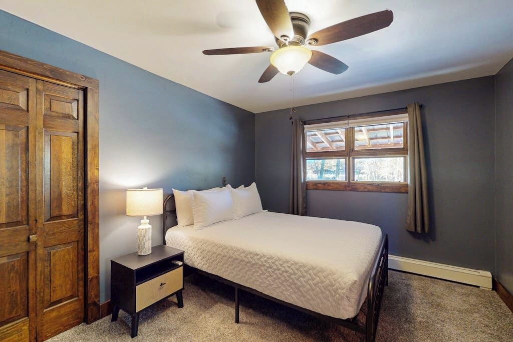Photo of Bedroom in Del Norte