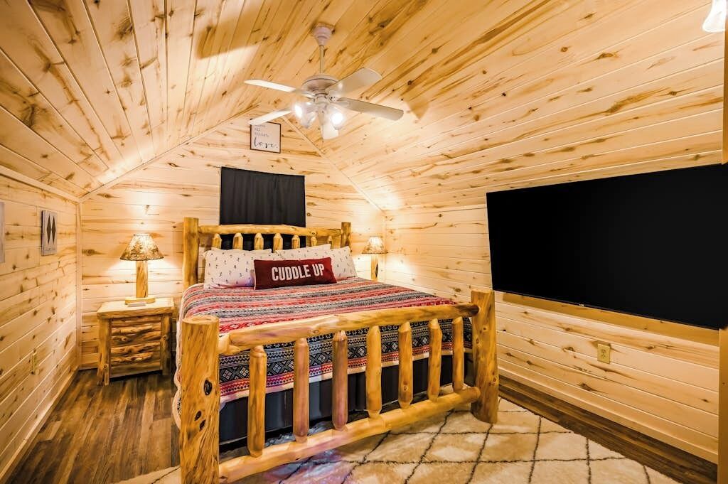 Photo of Bedroom in Ponderosa Pines