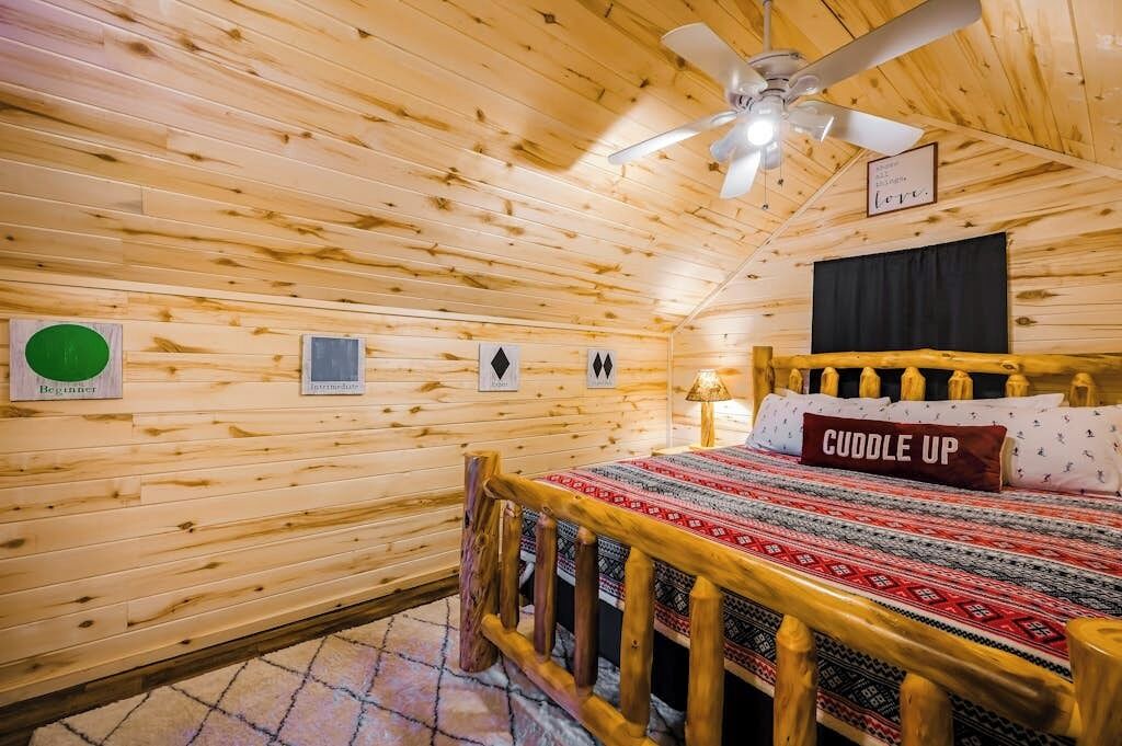 Photo of Bedroom in Ponderosa Pines