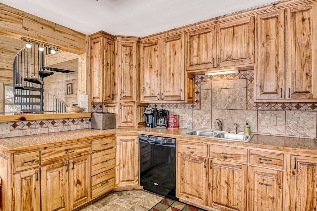 Photo of Kitchen in Alpine Village