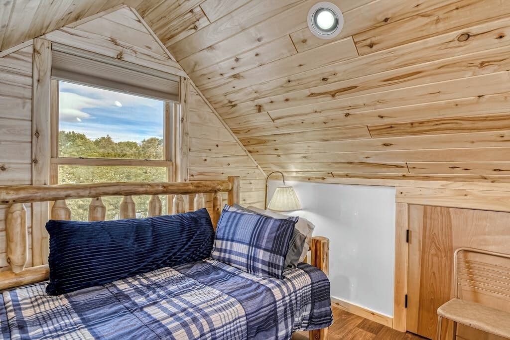 Photo of Bedroom in Alpine Village