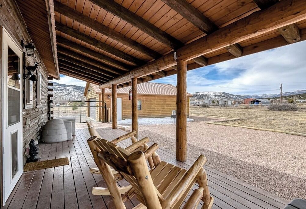 Photo of Patio Balcony in Alpine Village