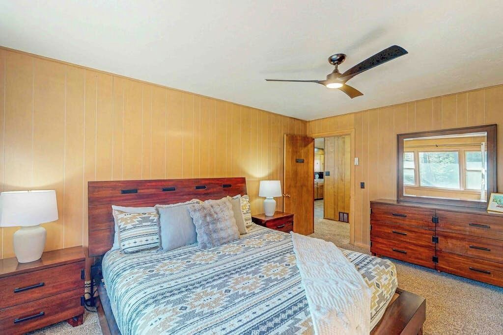 Photo of Bedroom in South Fork