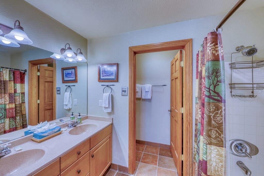 Photo of Bathroom in Mountain House