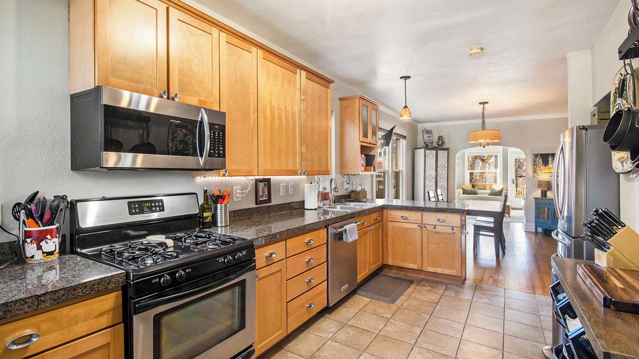 Photo of Kitchen in Congress Park