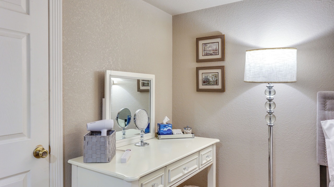 Photo of Bathroom in Columbine