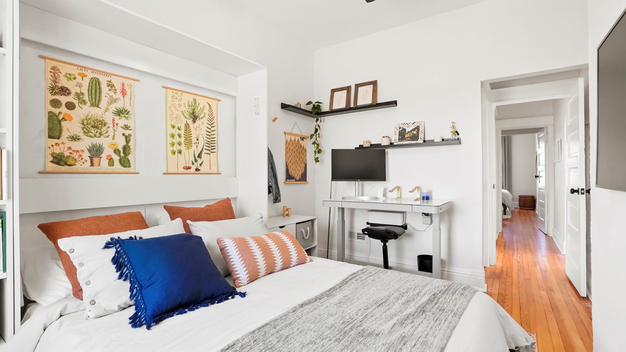 Photo of Bedroom in Cole