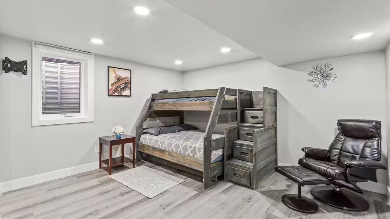 Photo of Bedroom in Lakewood