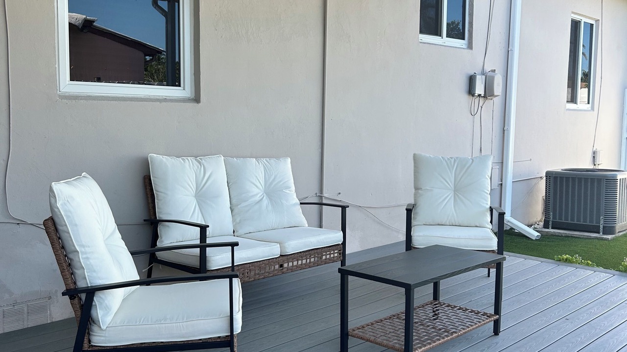 Photo of Patio Balcony in Coral Terrace