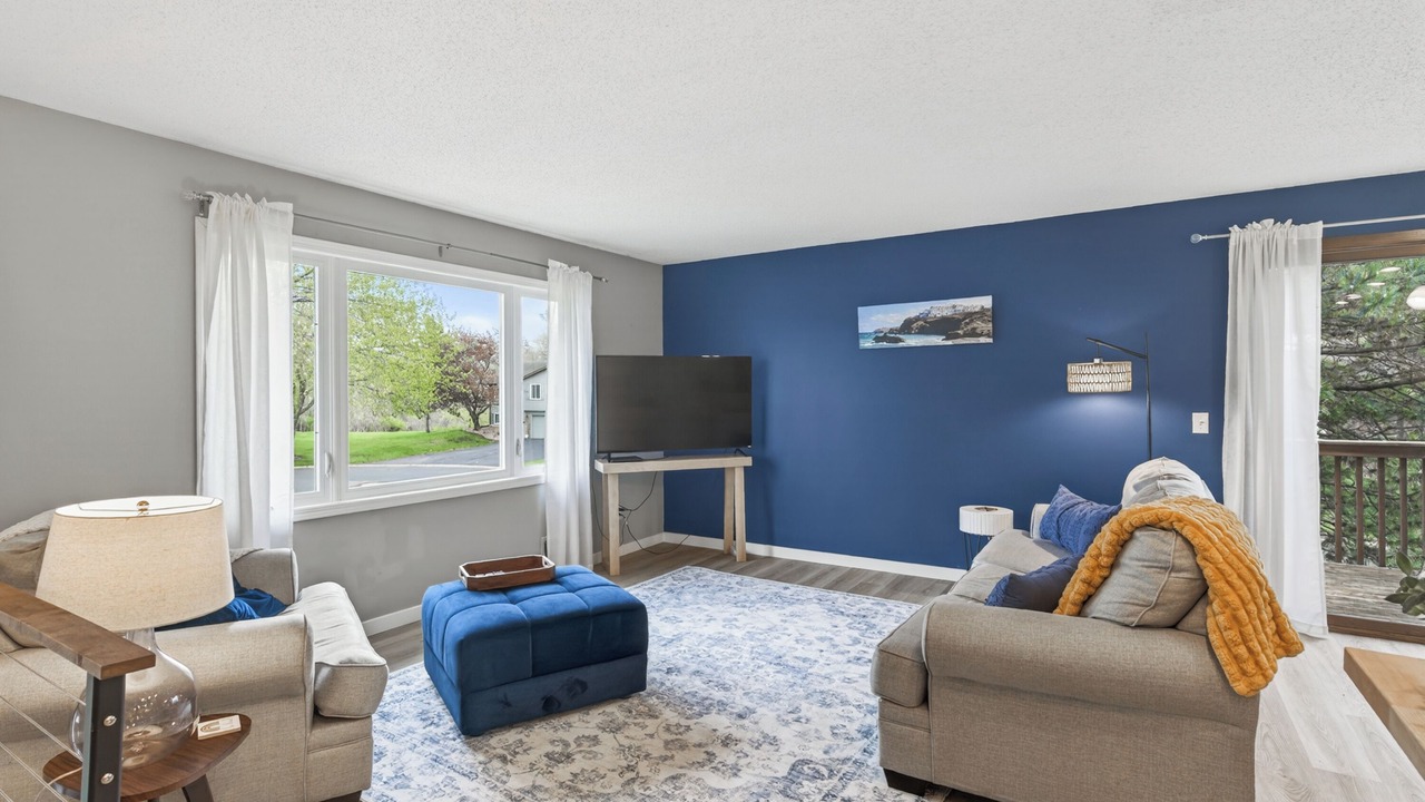 Photo of Livingroom in Maple Grove