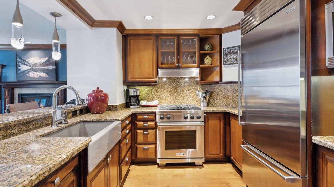 Photo of Kitchen in Highlands Townhomes
