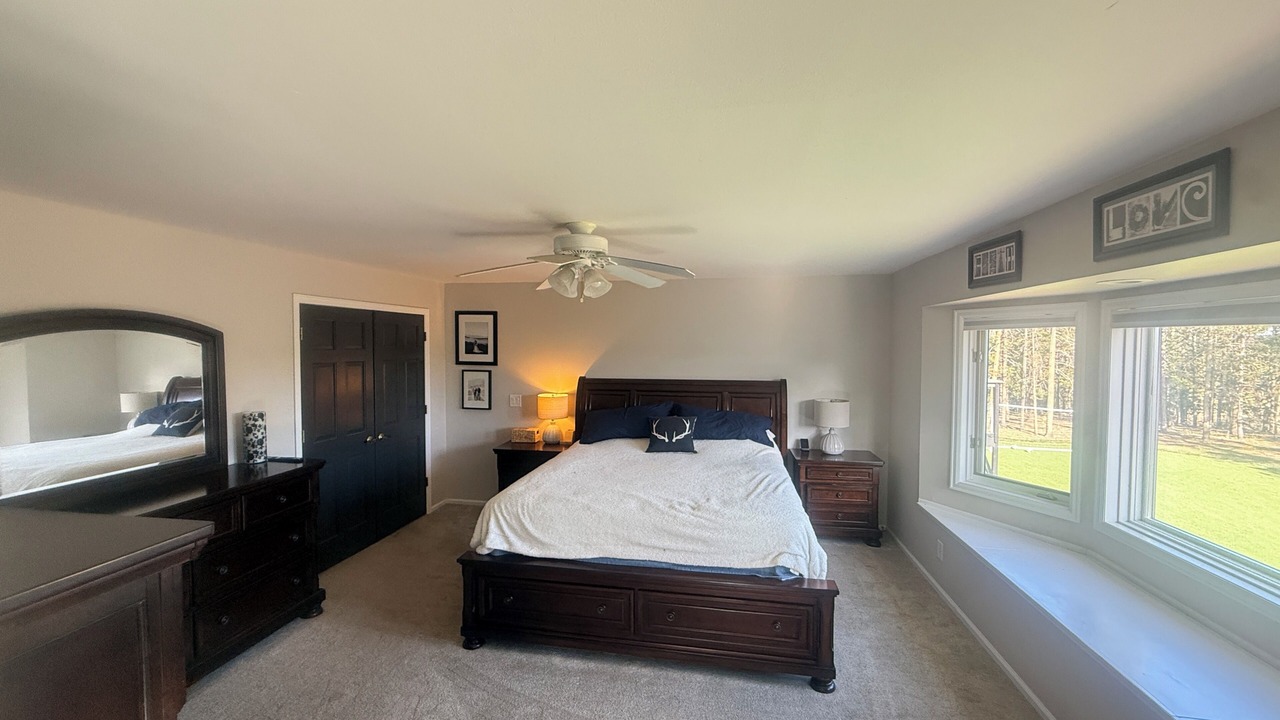 Photo of Bedroom in Pleasant Park Corridor