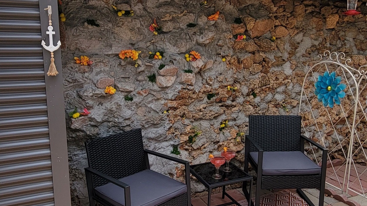 Photo of Patio Balcony in Cascade
