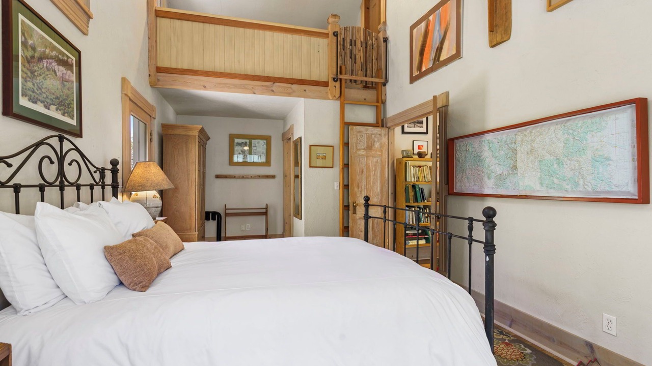 Photo of Bedroom in Durango