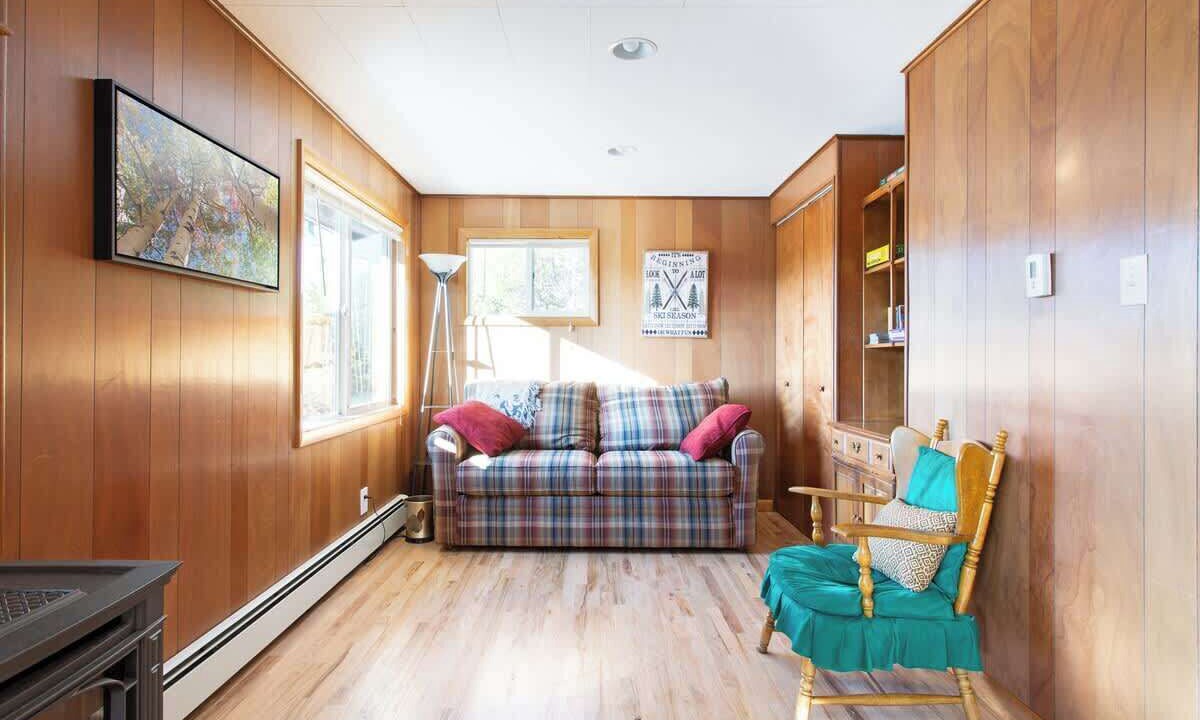 Photo of Livingroom in Black Hawk