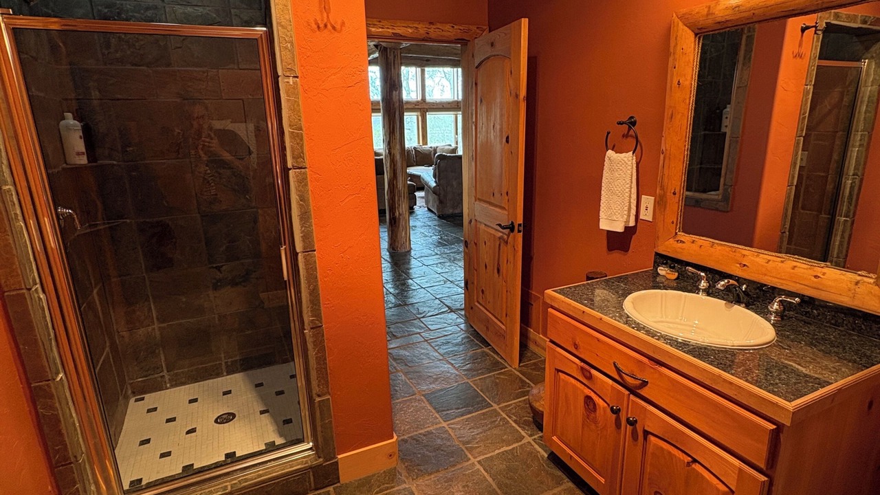 Photo of Bathroom in Whitepine