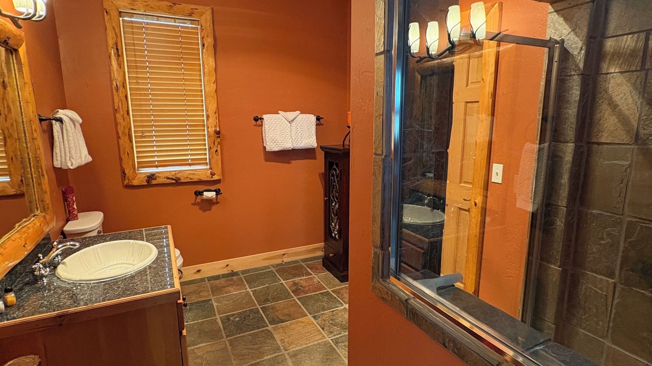 Photo of Bathroom in Whitepine