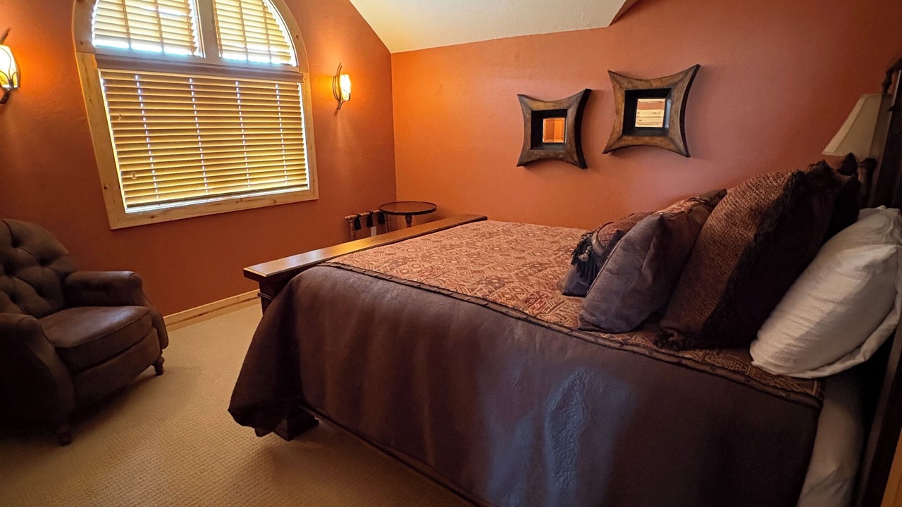 Photo of Bedroom in Whitepine