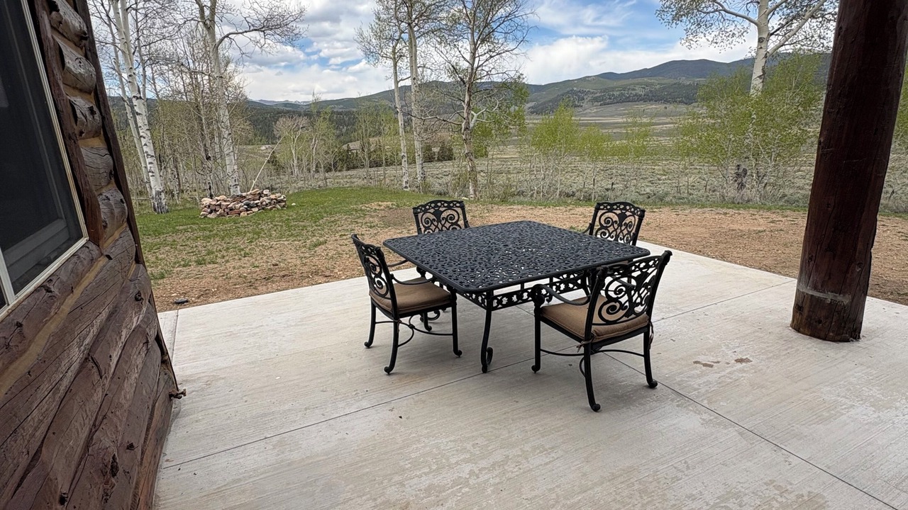 Photo of Outdoor in Whitepine