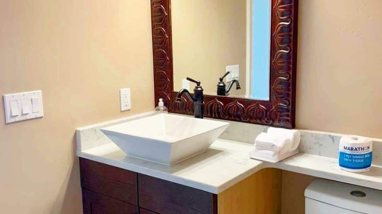 Photo of Bathroom in Silt